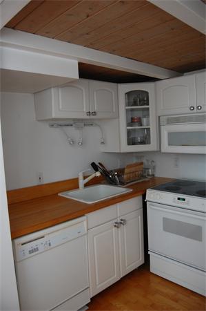 Lofts.com apartments, condos, coops, houses & commercial real estate - Salem Lofts (Apartment)