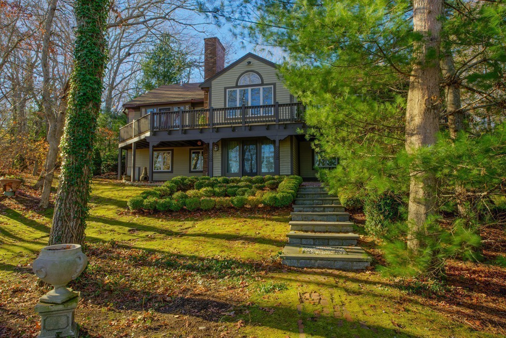 Luxury Homes For Sale in barnstable, MA barnstable MLS Search