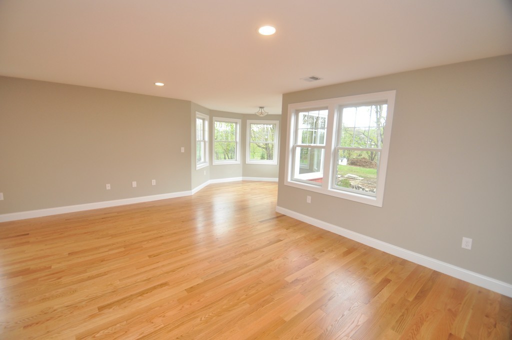 31 Elliott St Unit 15 Danvers Ma » Condo for Sale » 619,900