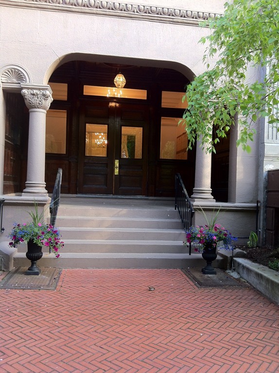 Back Bay Homes for Sale Metro Realty Corp.