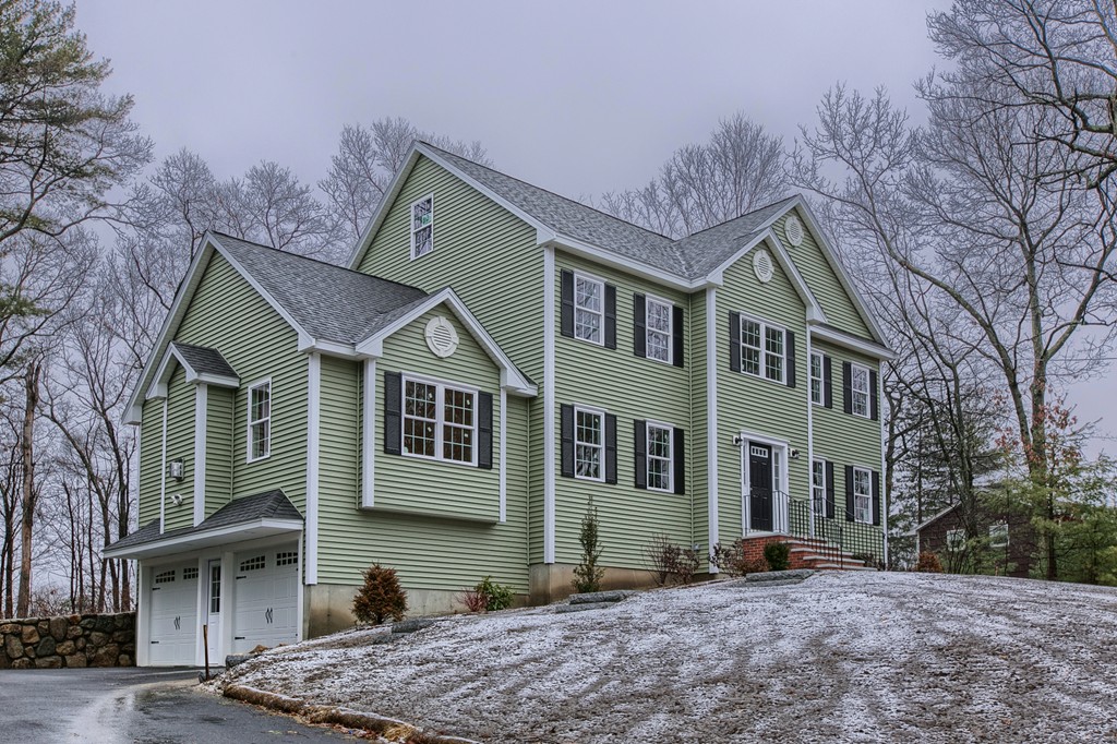 Luxury Homes For Sale in Burlington, MA Burlington MLS Search