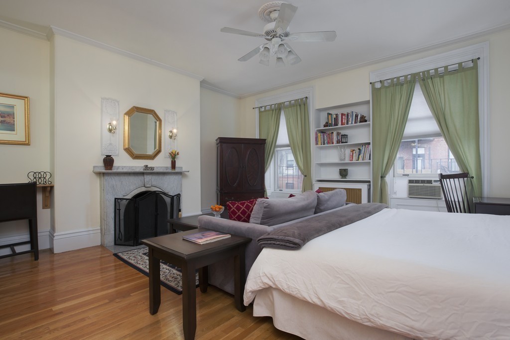 Back Bay Homes for Sale Metro Realty Corp.