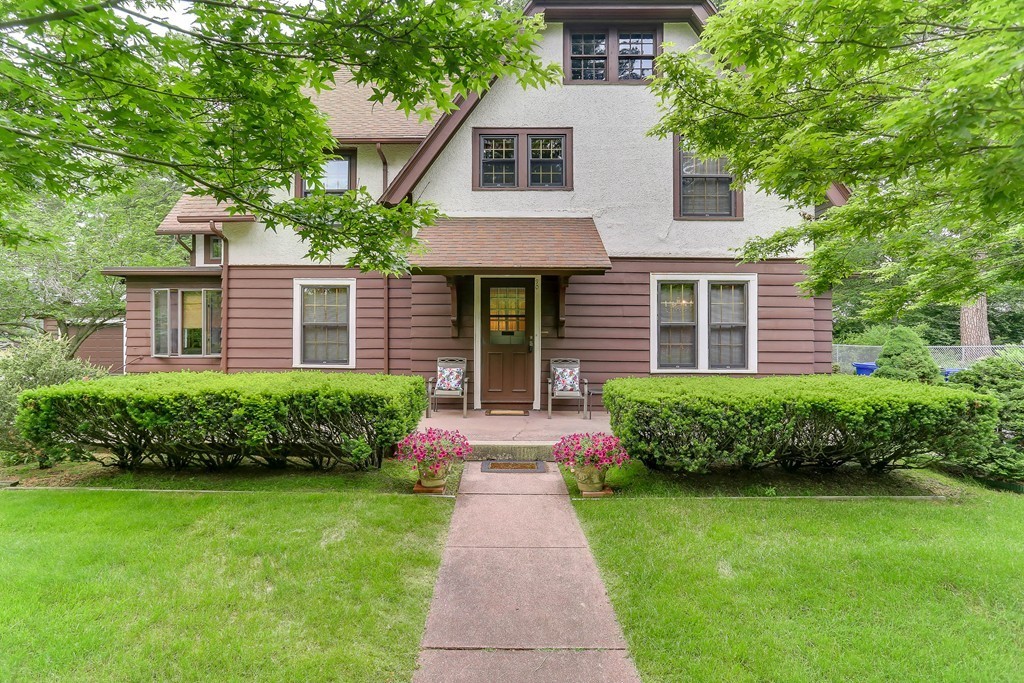 Luxury Homes For Sale in Springfield, MA Springfield MLS Search