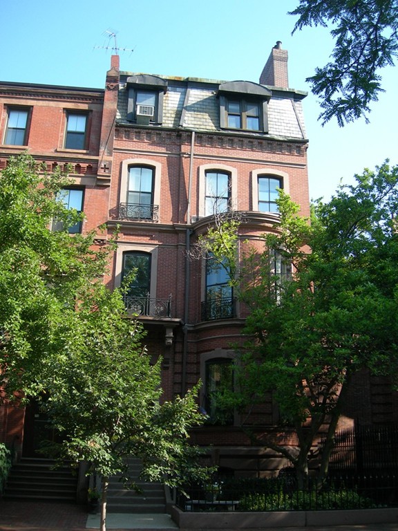 Back Bay Homes for Sale Metro Realty Corp.