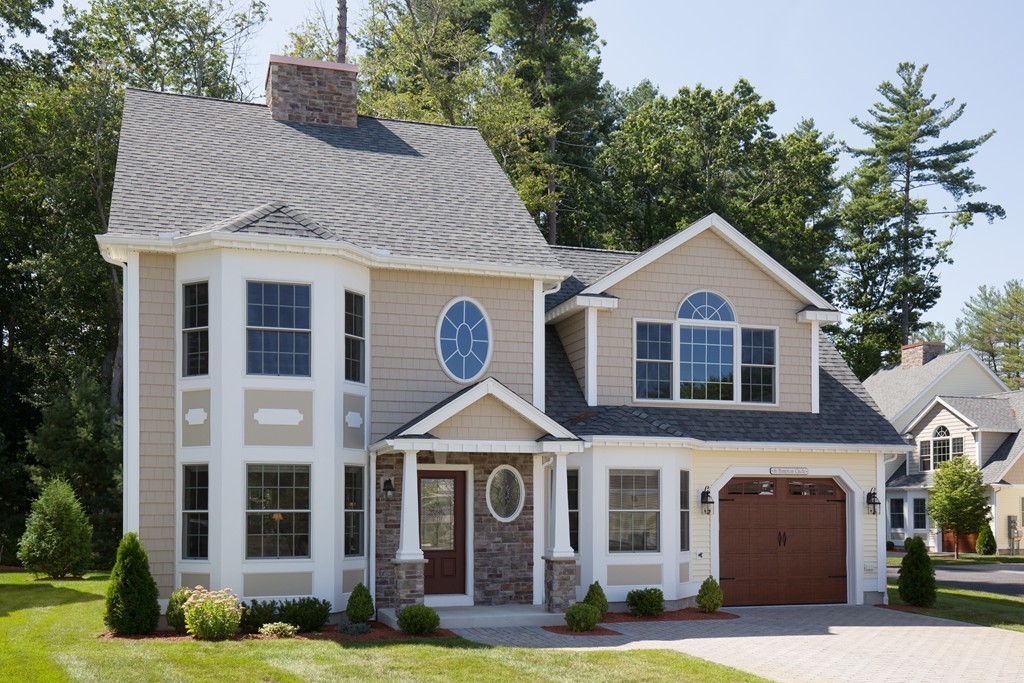 Bella Woods Condos Current Listings & Pictures