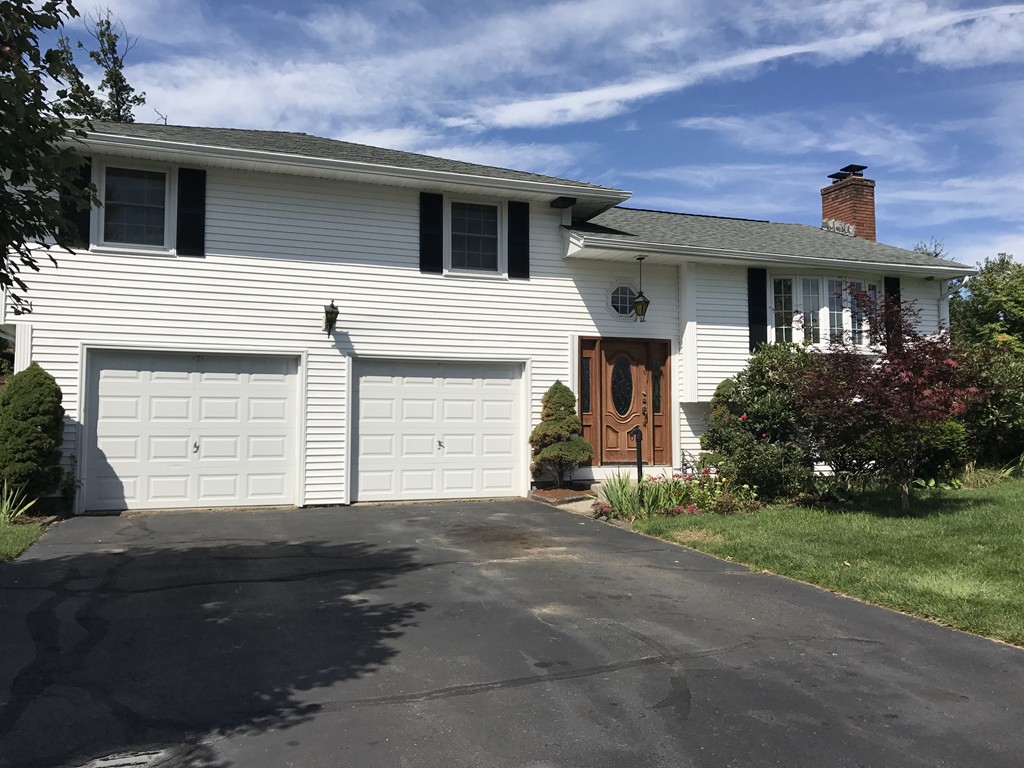 Luxury Homes For Sale in Springfield, MA Springfield MLS Search