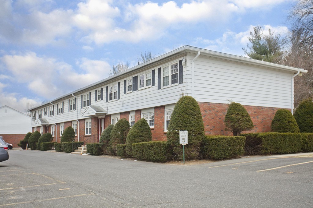 Condos For Sale in Chicopee, MA Chicopee MLS Search Chicopee Real Estate