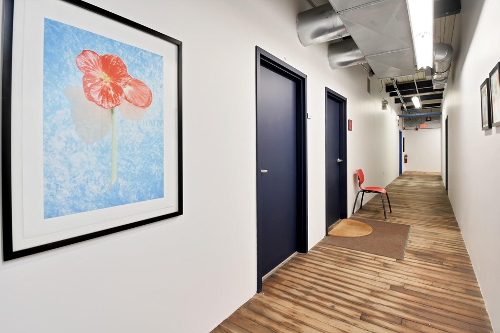 152 Commonwealth Ave, Concord, MA 01742