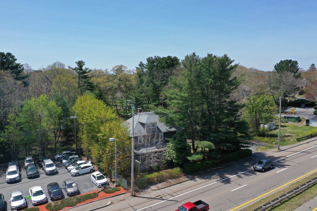 375 State Rd, Dartmouth, MA 02747
