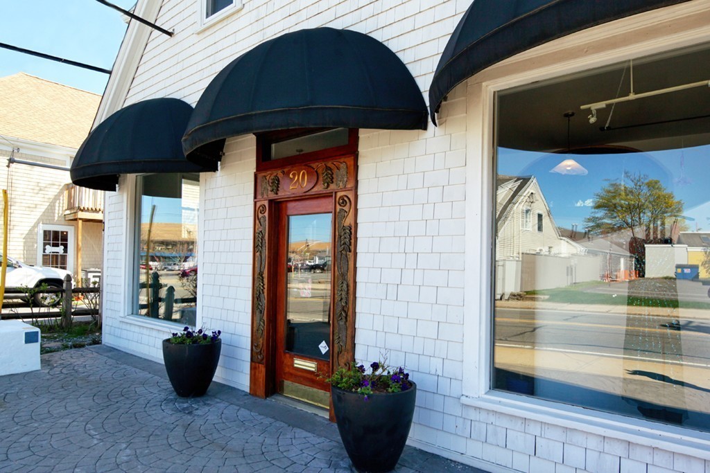 20 SEA. STREET, Barnstable, MA 02601