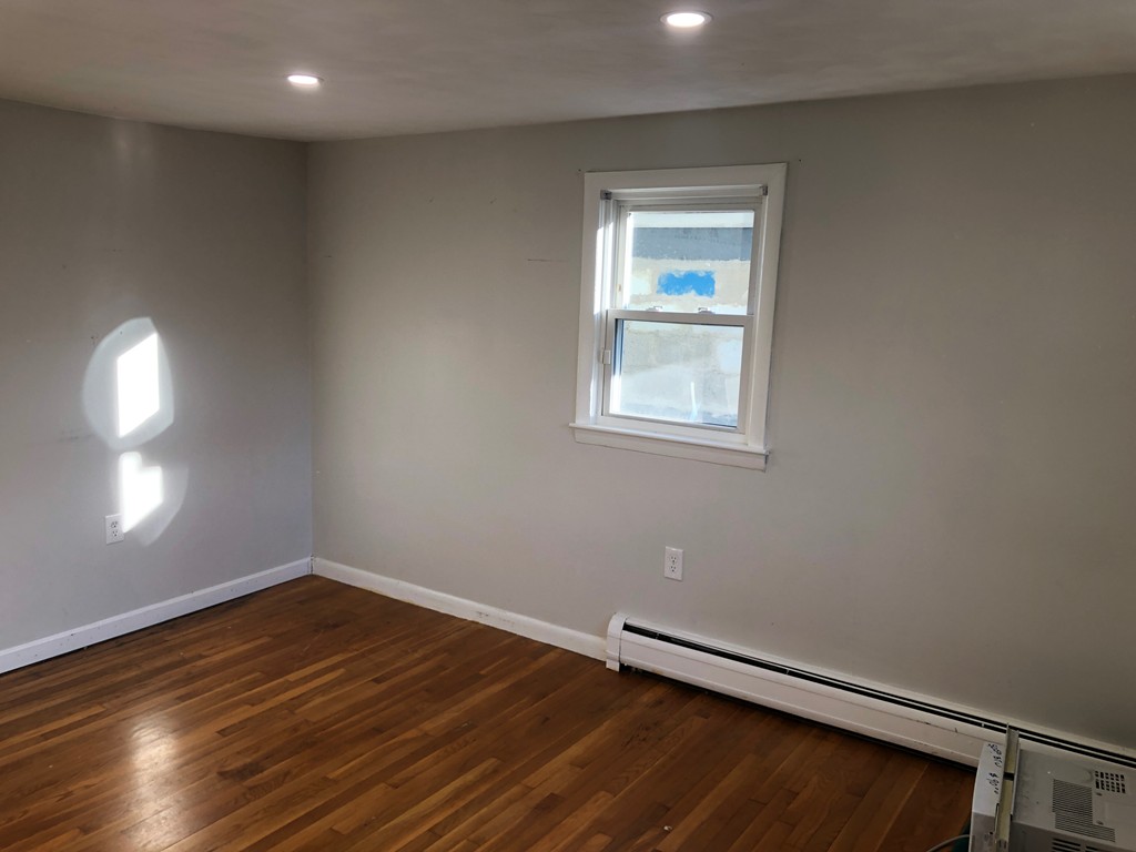 1 Silesia Ct Unit 1 Lawrence Ma For Rent 1 500