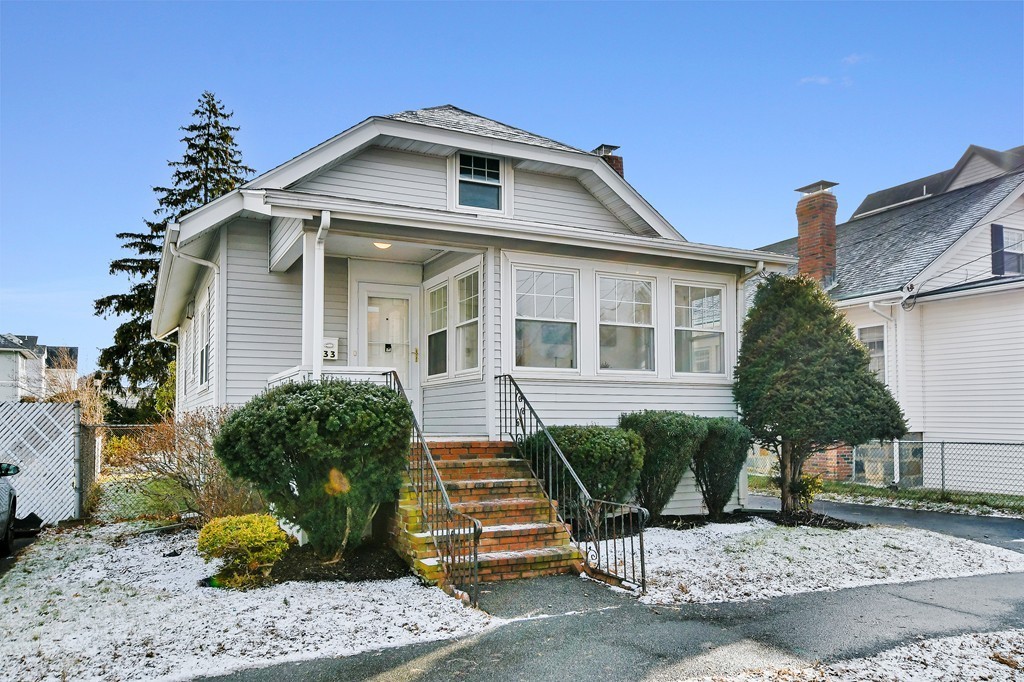 33 Willet St Quincy Ma Cottage For Sale 479 000