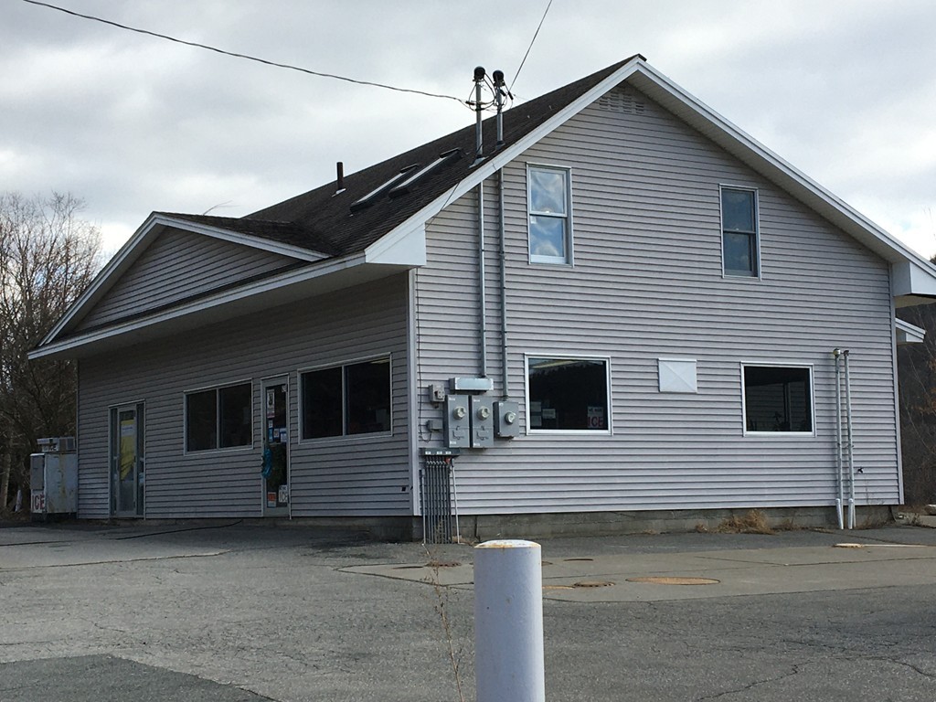 62 & 64 Main St., Charlemont, MA 01339