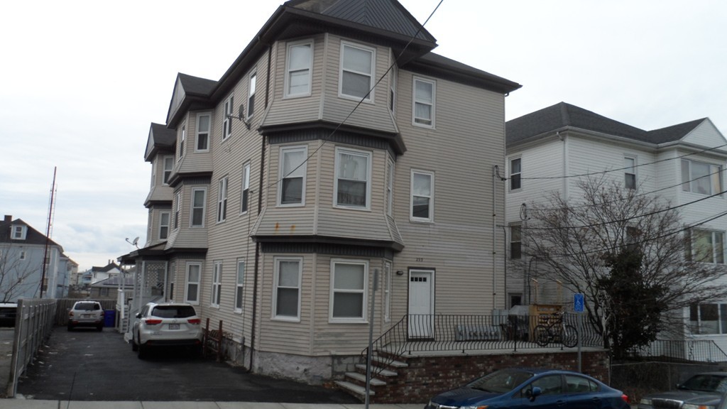 299 Mulberry Street, Fall River, MA 02721