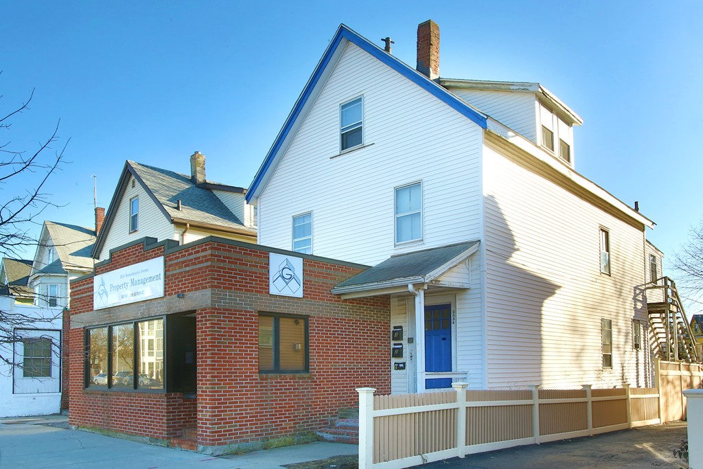2534 Massachusetts Ave, Cambridge, MA 02140