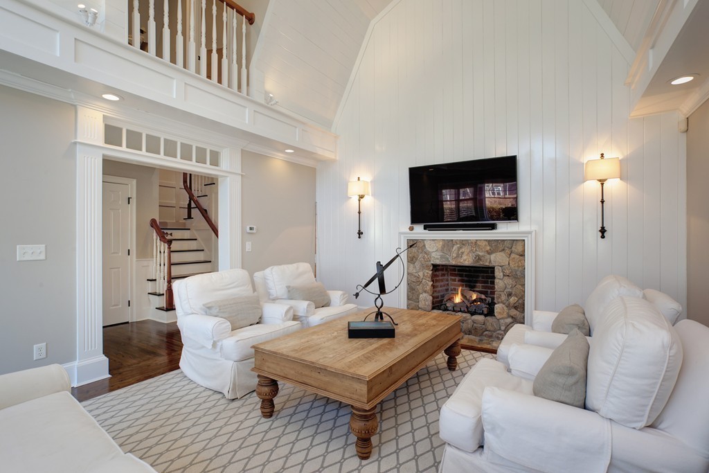 199 East Bay Road, Barnstable, MA 02655