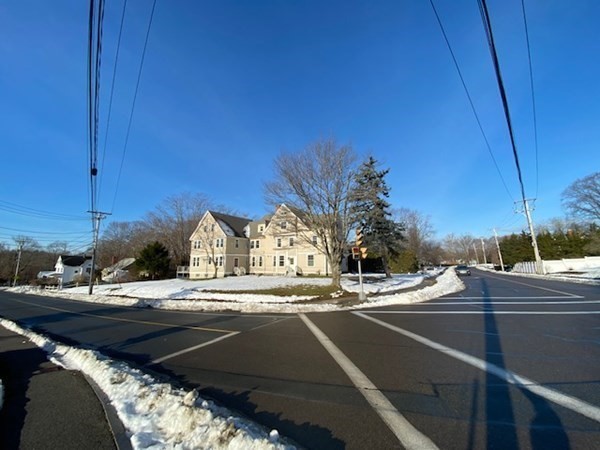 25 Ripley Rd, Cohasset, MA 02025