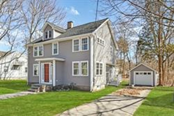 218 Commonwealth Avenue, Concord, MA 01742