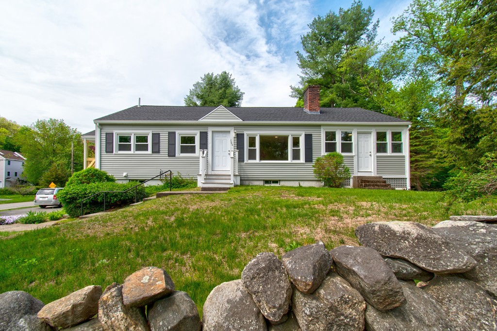 106 Nagog Hill Rd, Acton, MA 01720