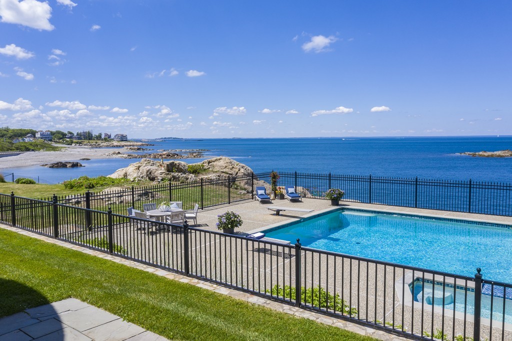 379 Atlantic Ave, Cohasset, MA 02025