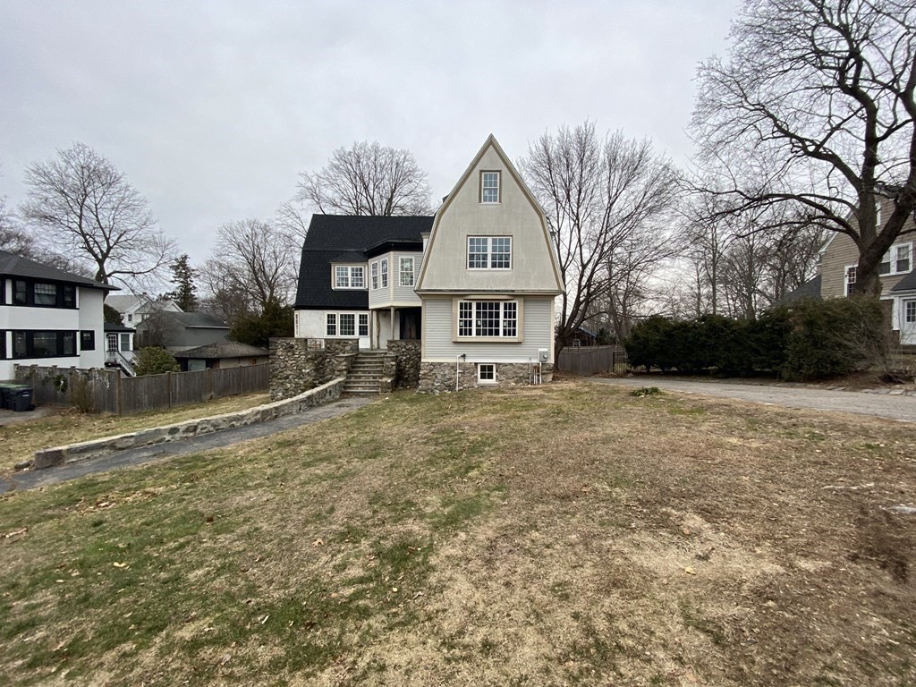 26 Woodleigh Road, Dedham, MA 02026