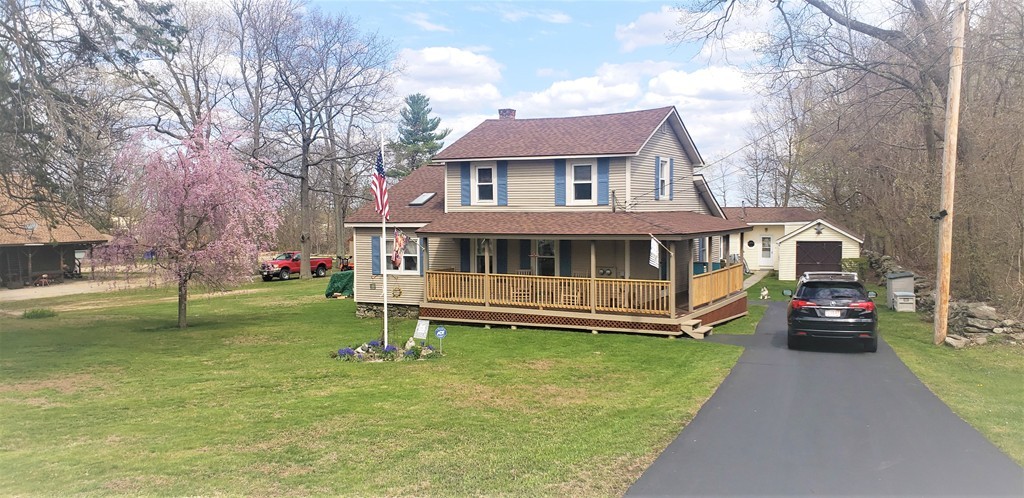24 Redfield, Leicester, MA 01611