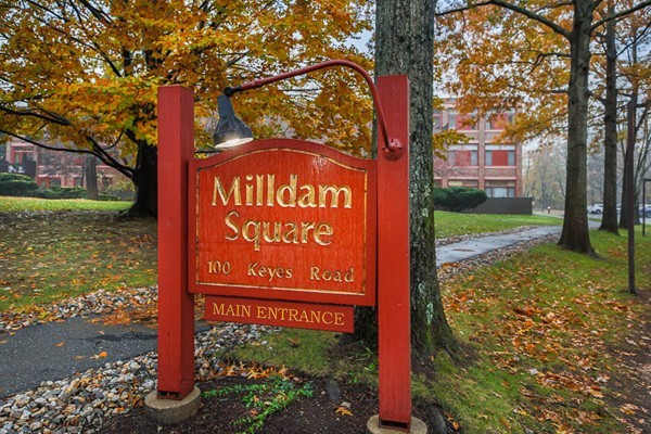 100 Keyes Rd, Concord, MA 01742