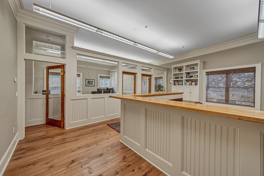 110 Main Street, Amesbury, MA 01913