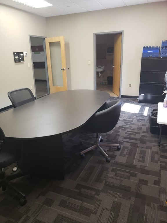 300 Turnpike Street, Canton, MA 02021