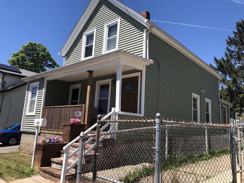 40 Bellevue Ave, Brockton, MA 02302