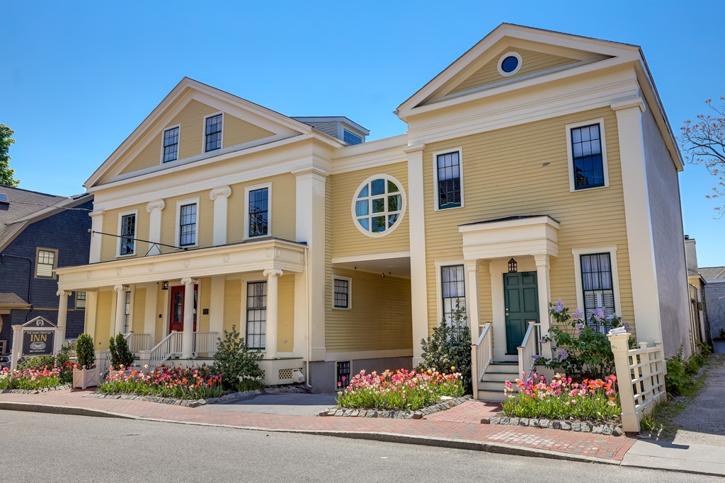 6 Prentiss Street, Cambridge, MA 02140