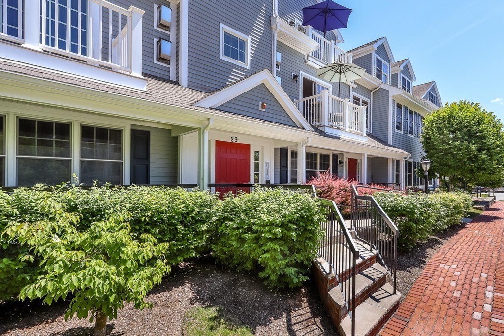 29 Maple Street, Canton, MA 02021