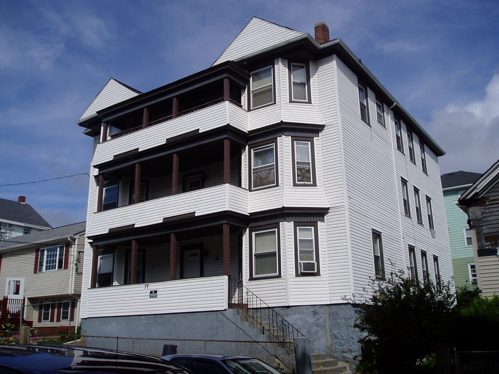 77 TREMONT ST, Fall River, MA 02720