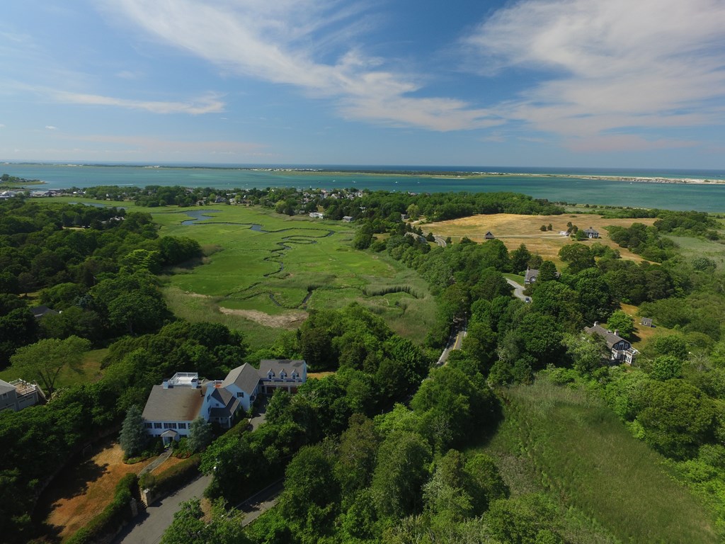 383 Commerce Rd, Barnstable, MA 02630