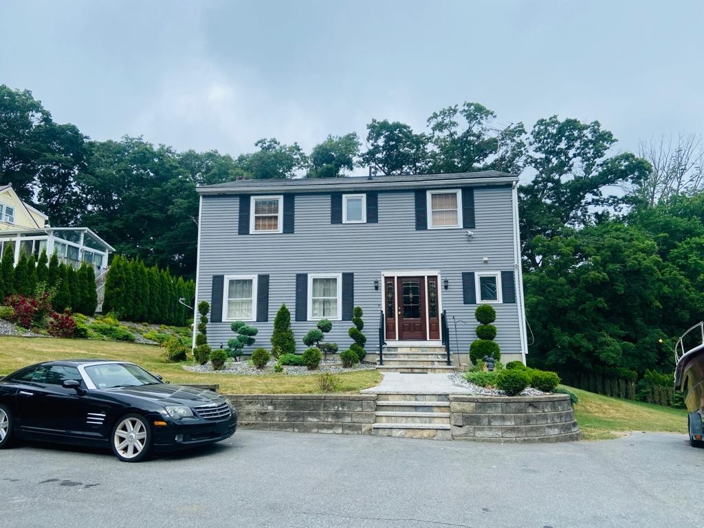 255 Pond st, Ashland, MA 01721