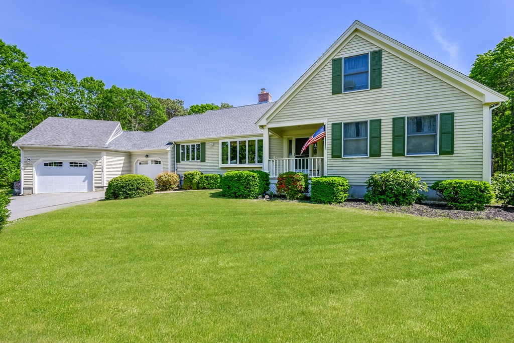113 Boulder Rd, Barnstable, MA 02630