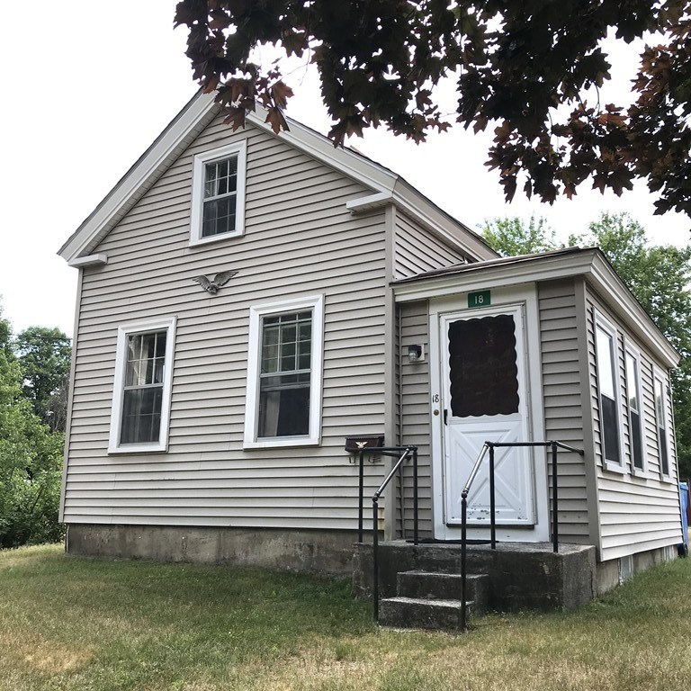 Picture 1 of 18 Nichols St Merrimac Ma 2 Bedroom Single Family