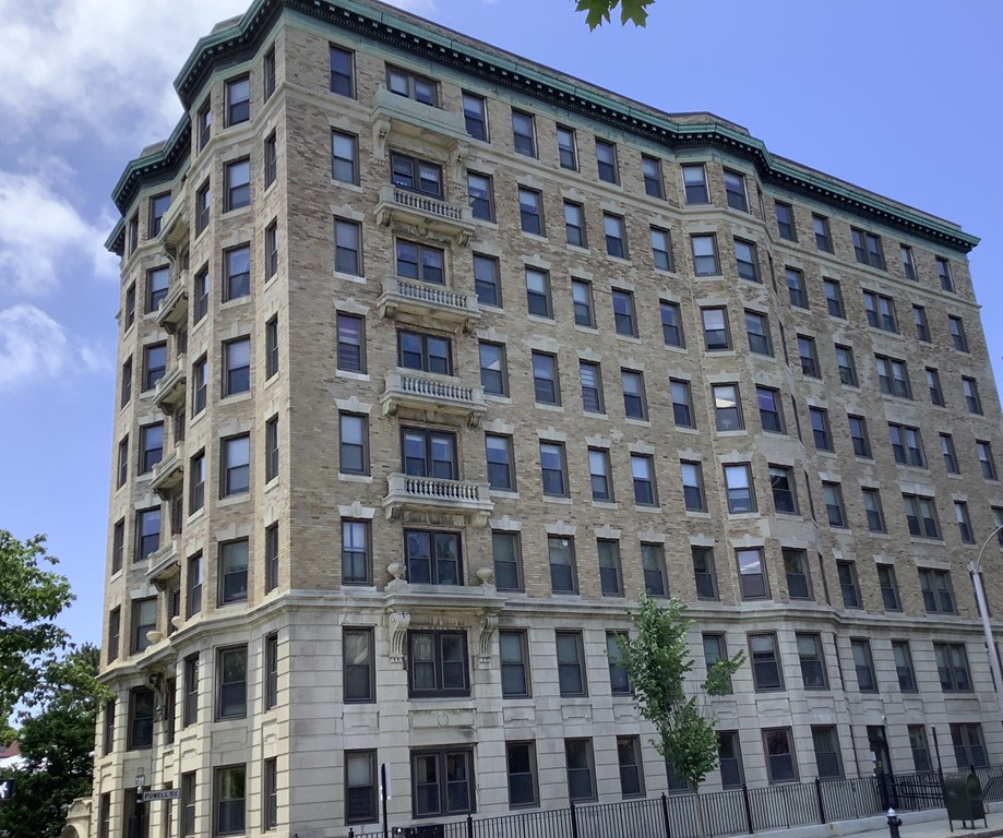 1180 Beacon, Brookline, MA 02446