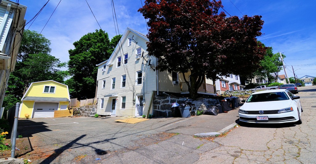 25 Buckley St, Quincy, MA 02169