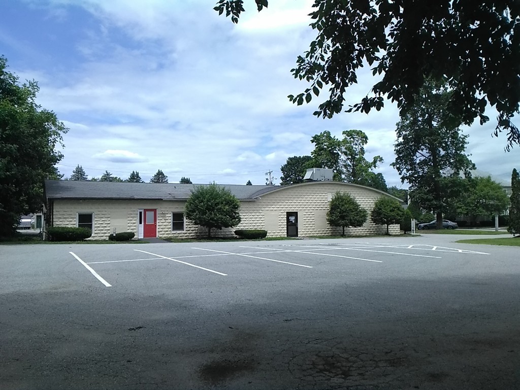 4 Hotel Pl, Pepperell, MA 01463
