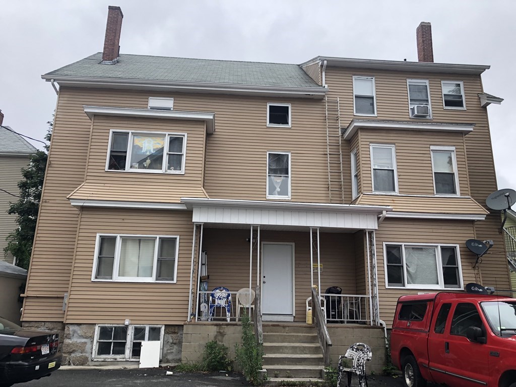 94 Snell, Fall River, MA 02721