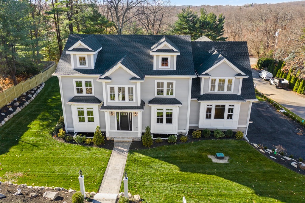 9 Audubon Ln, Belmont, MA 02478