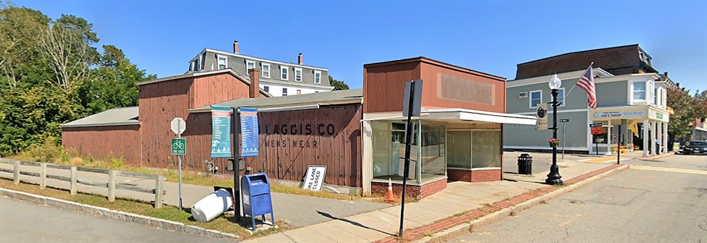 67 Main St, Ayer, MA 01432