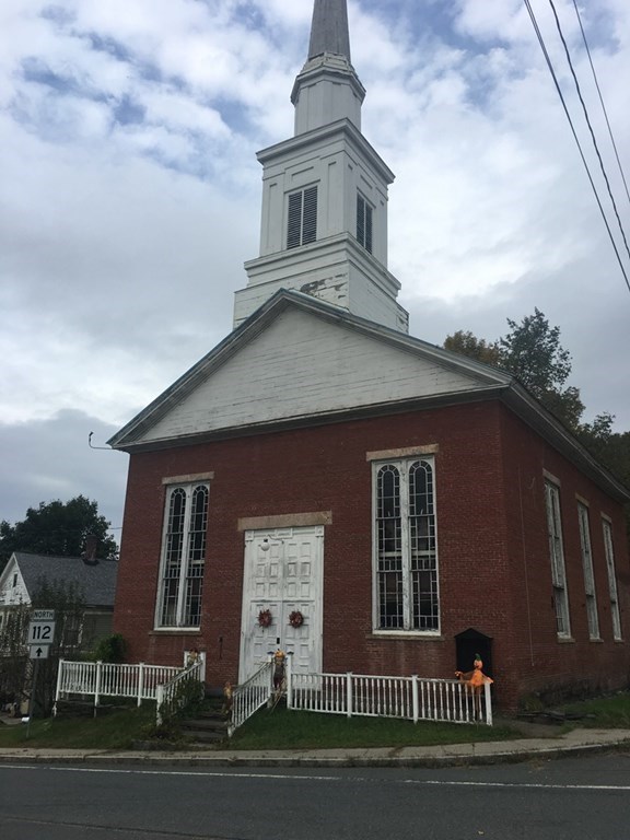 1 Jacksonville Road, Colrain, MA 01340