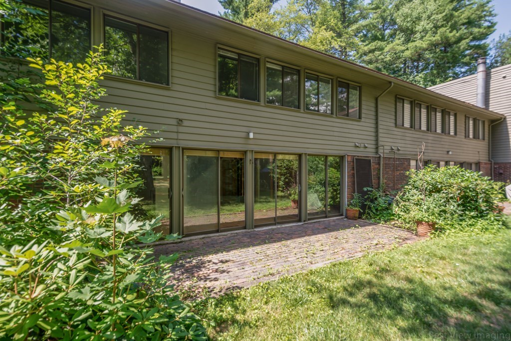 597 Great Elm, Acton, MA 01718