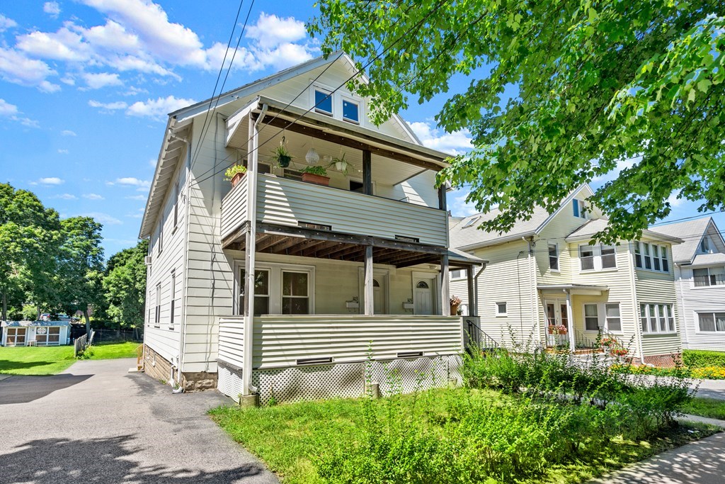 103-105 White Street, Belmont, MA 02478