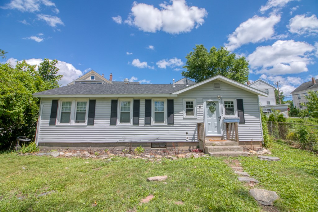 6 Jackson St, Belchertown, MA 01007