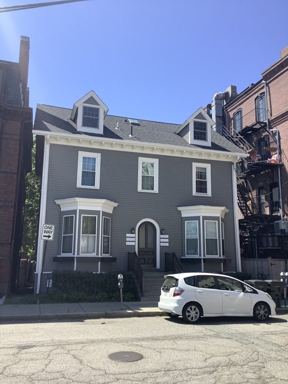 7 Kent, Brookline, MA 02445