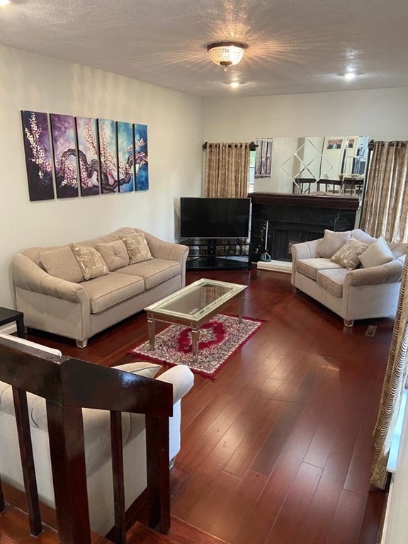 255 North Road, Chelmsford, MA 01824