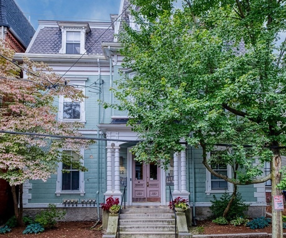 22 Bigelow Street, Cambridge, MA 02139